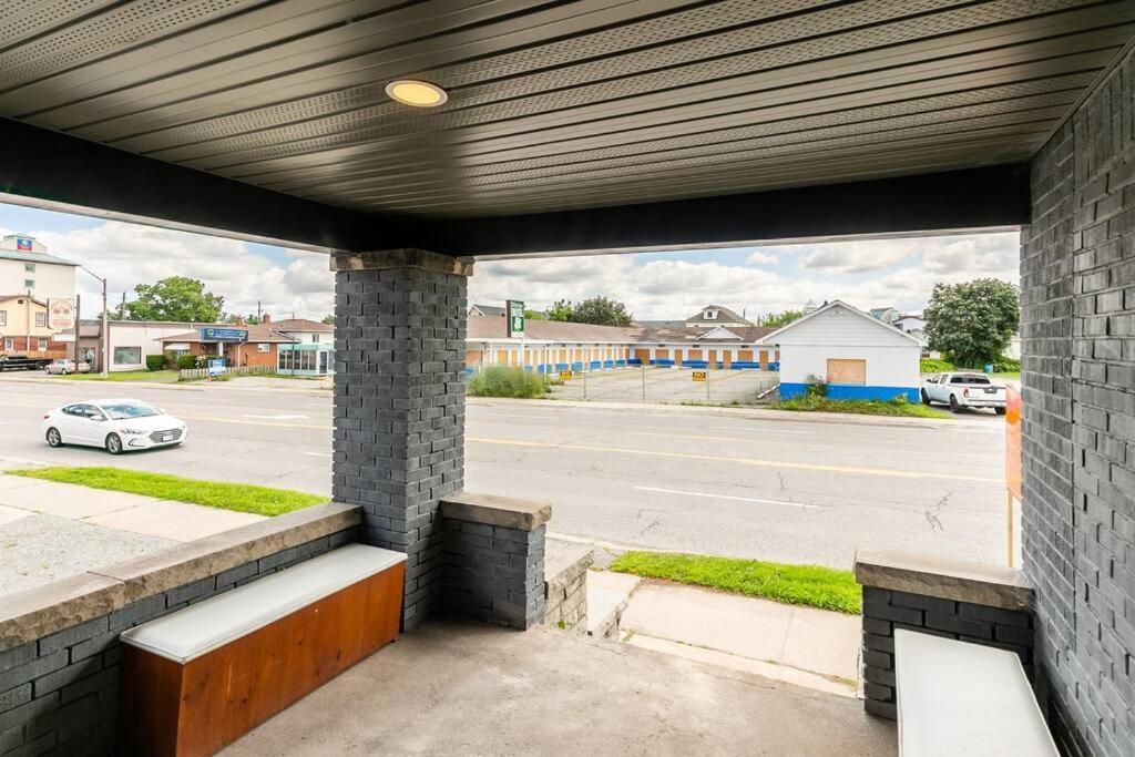 Modern House Newly Furnished 3 Mins Drive To Fall Niagara Falls Exteriör bild